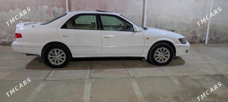 Toyota Camry 2000 - 186 000 TMT - Baýramaly - img 1