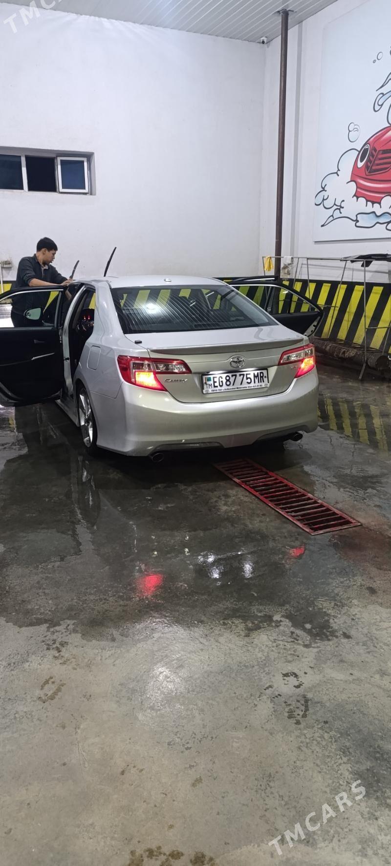 Toyota Camry 2012 - 250 000 TMT - Мары - img 1