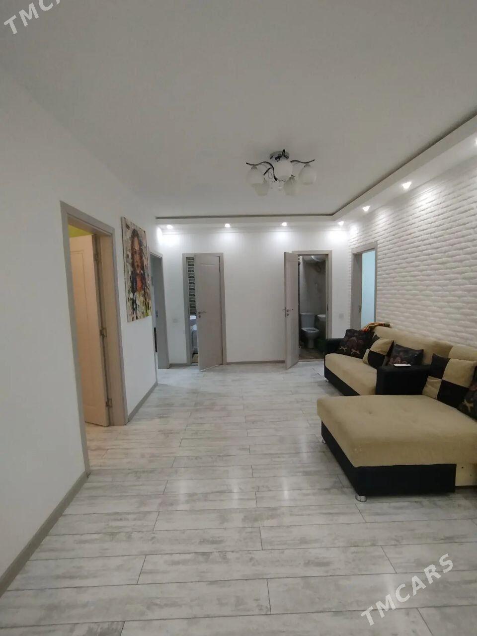 Хозяин, 4 ком, eýesi - Parahat 4 - img 1