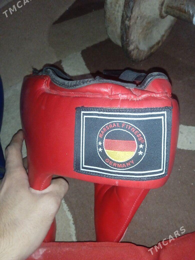 Boks cn arassa enjamlar - 10 mkr - img 1