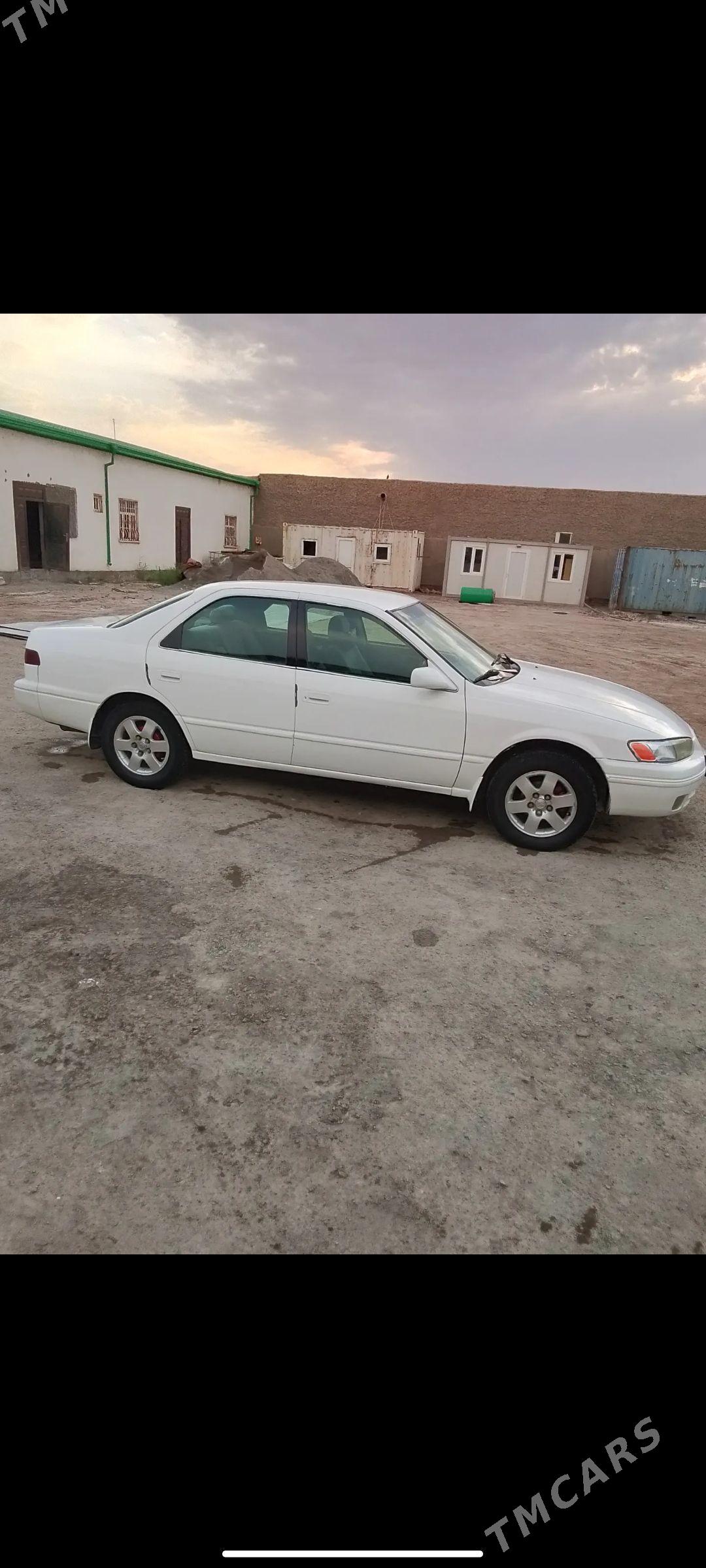 Toyota Camry 1999 - 150 000 TMT - етр. Туркменбаши - img 1