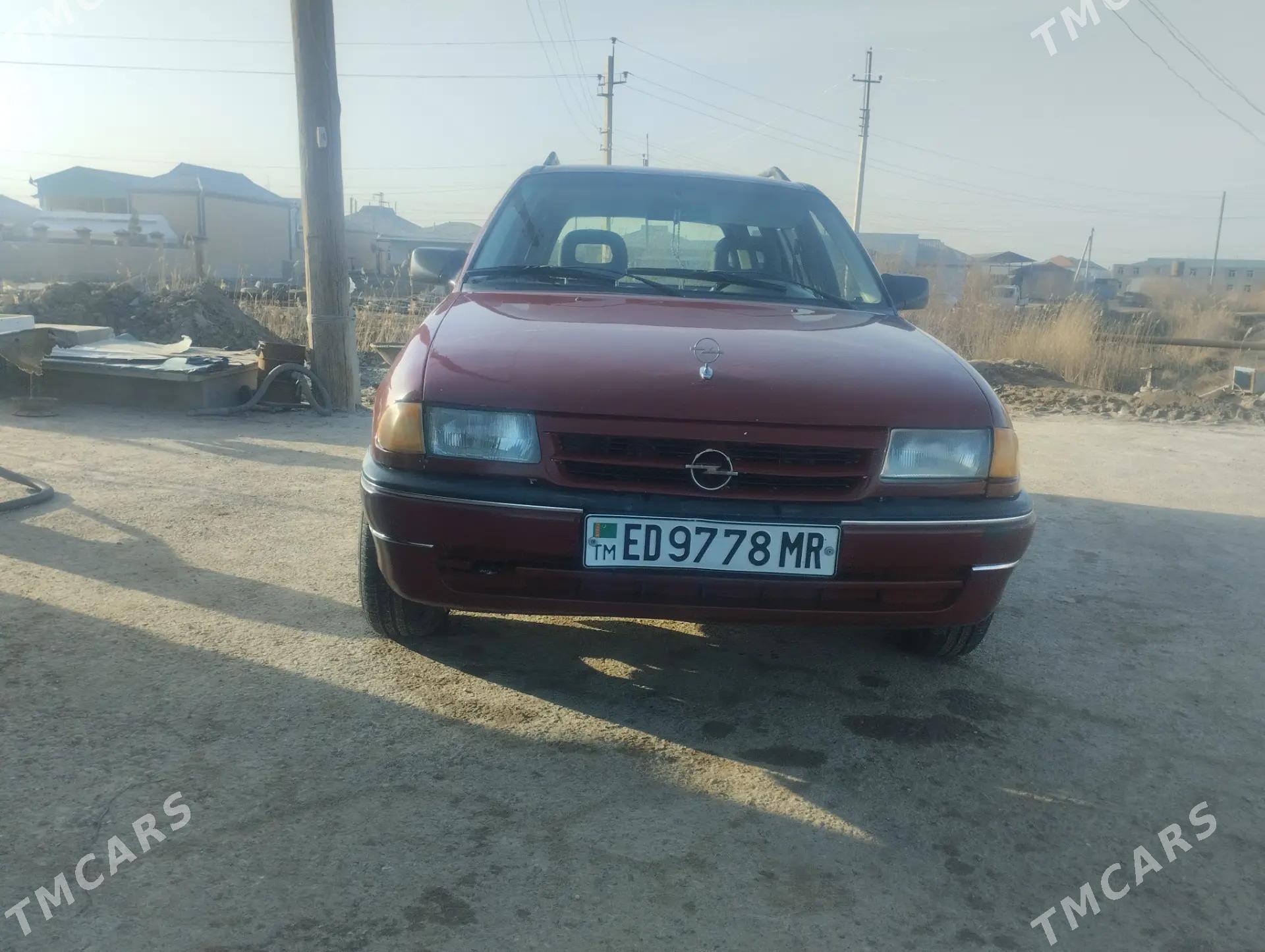 Opel Astra 1992 - 39 000 TMT - Мургап - img 1