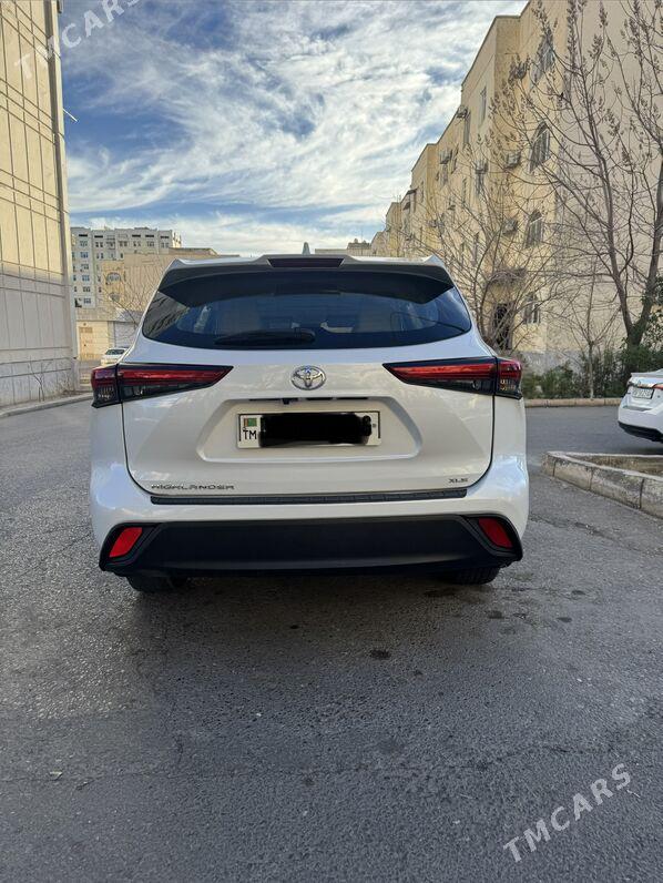 Toyota Highlander 2022 - 470 000 TMT - Aşgabat - img 1