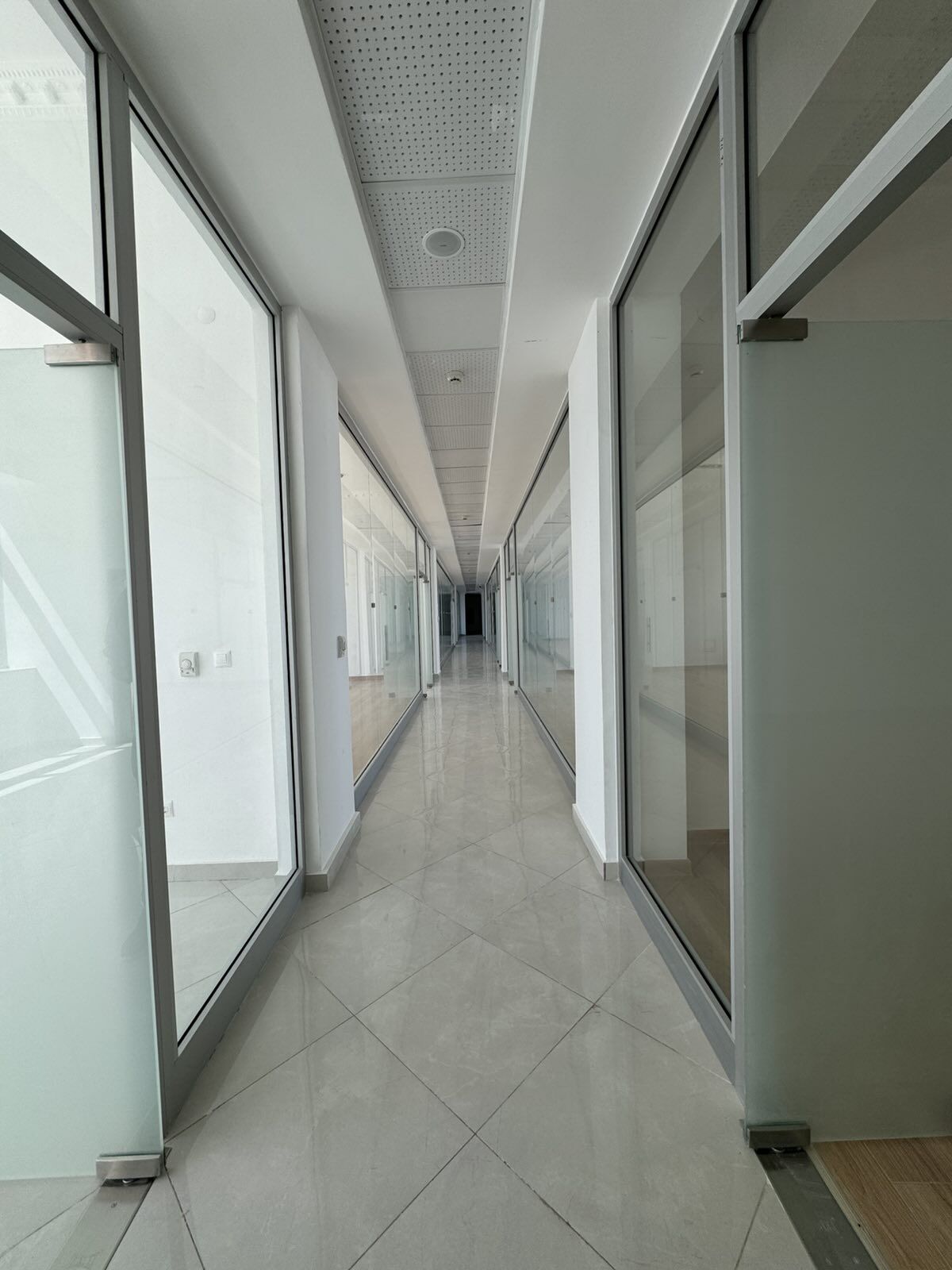 Ashgabat Mall hususy ofis satl - Ашхабад - img 1