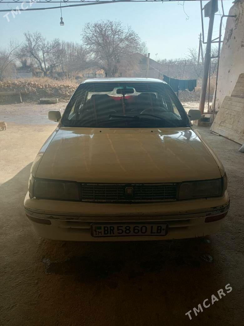 Toyota Corolla 1989 - 40 000 TMT - Сакар - img 1