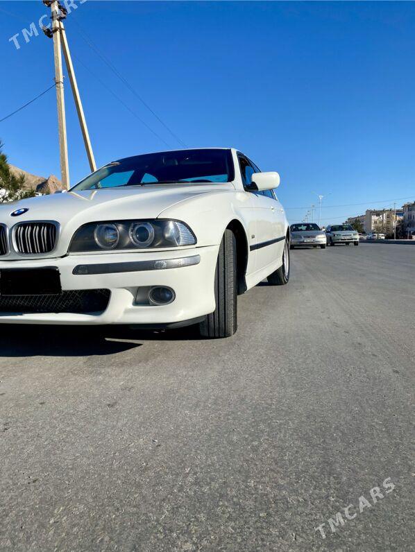 BMW E39 2003 - 140 000 TMT - Balkanabat - img 1