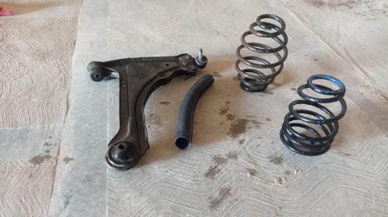 опел запчасти 300 TMT - Туркменабат - img 1