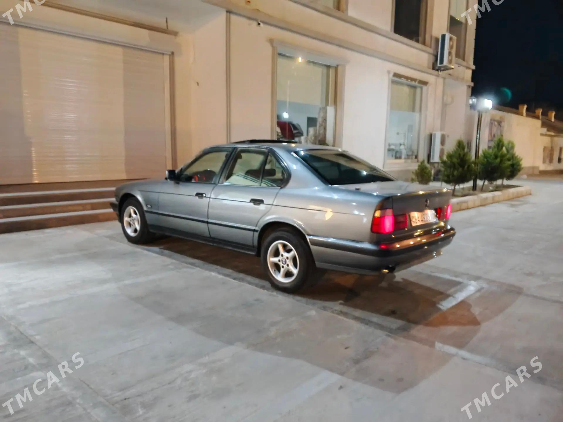 BMW 525 1990 - 75 000 TMT - Балканабат - img 1