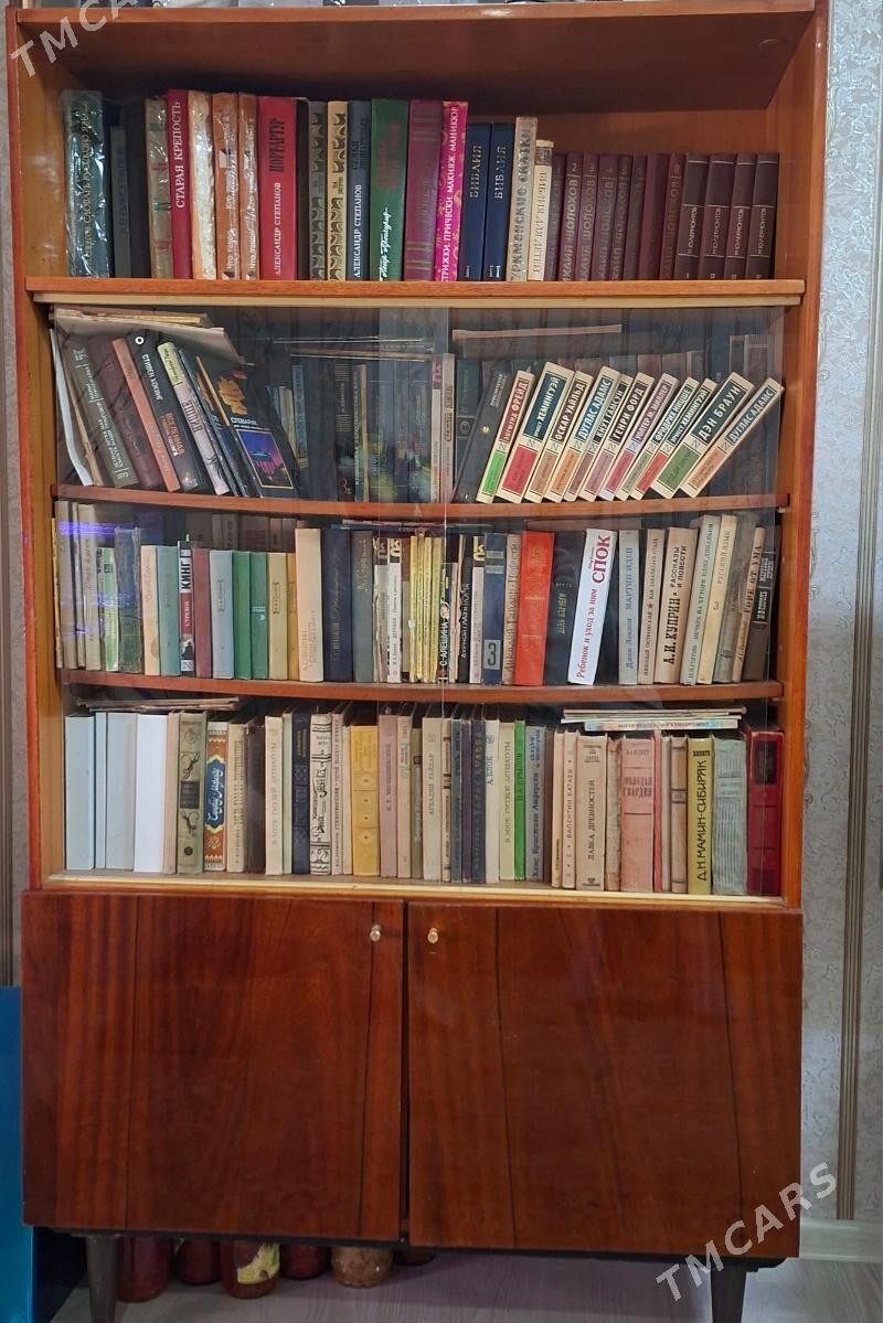 книжный шкаф - Türkmenbaşy - img 1