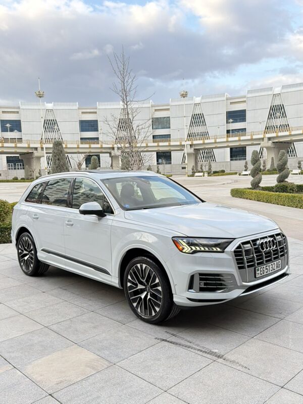 Audi Q7 2024 - 1 267 000 TMT - 30 мкр - img 1