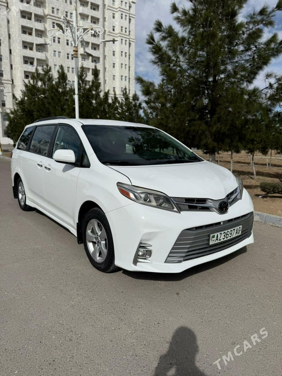 Toyota Sienna 2020 - 430 000 TMT - Ашхабад - img 1