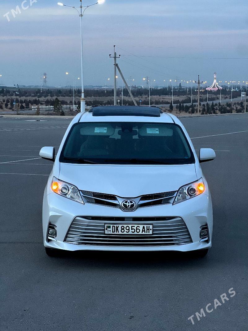 Toyota Sienna 2019 - 480 000 TMT - Aşgabat - img 1