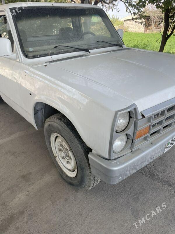 Toyota Hilux 2012 - 220 000 TMT - Махтумкули - img 1