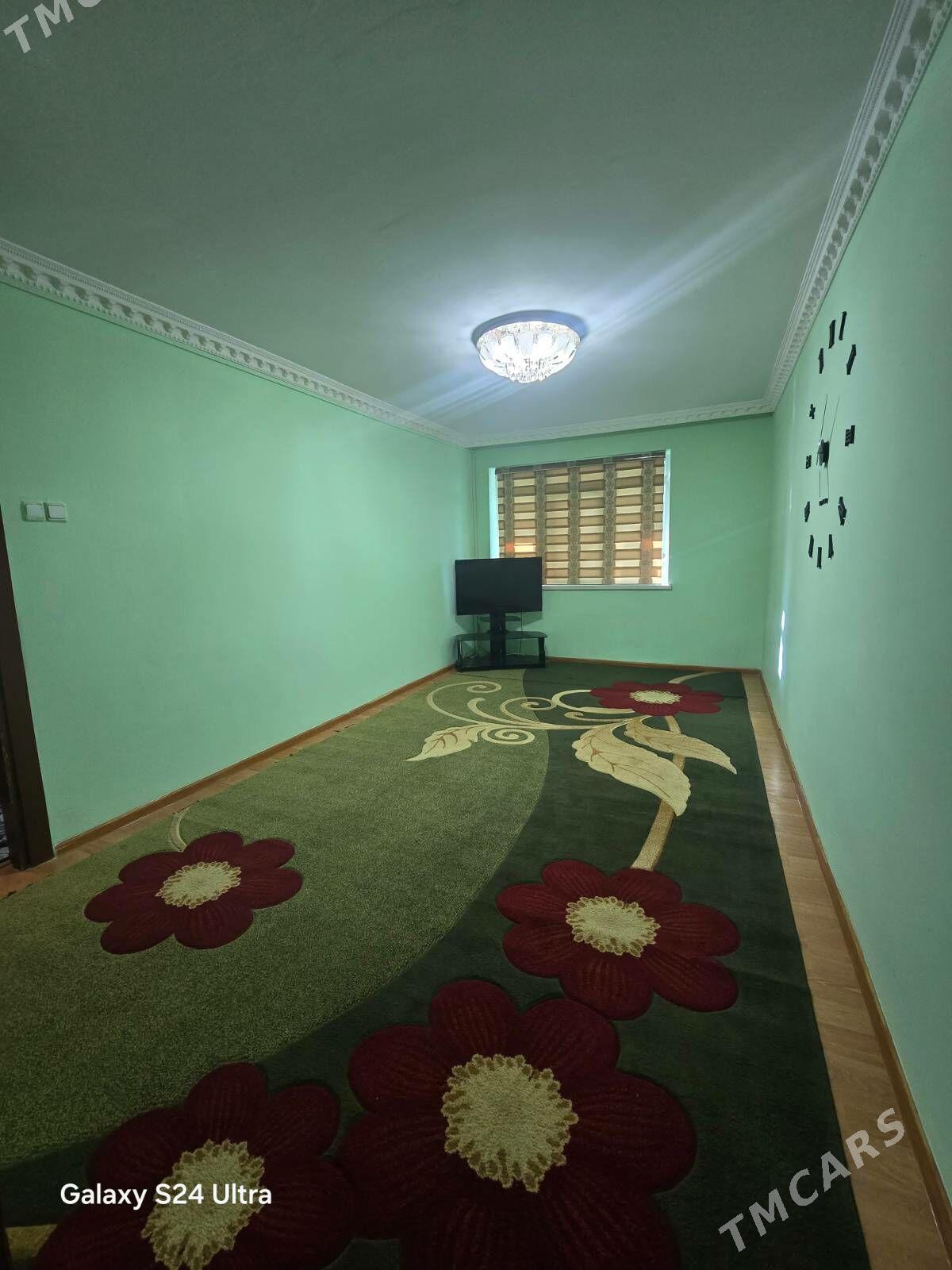 Satlyk 11 mkr 2 kom - 11 мкр - img 1