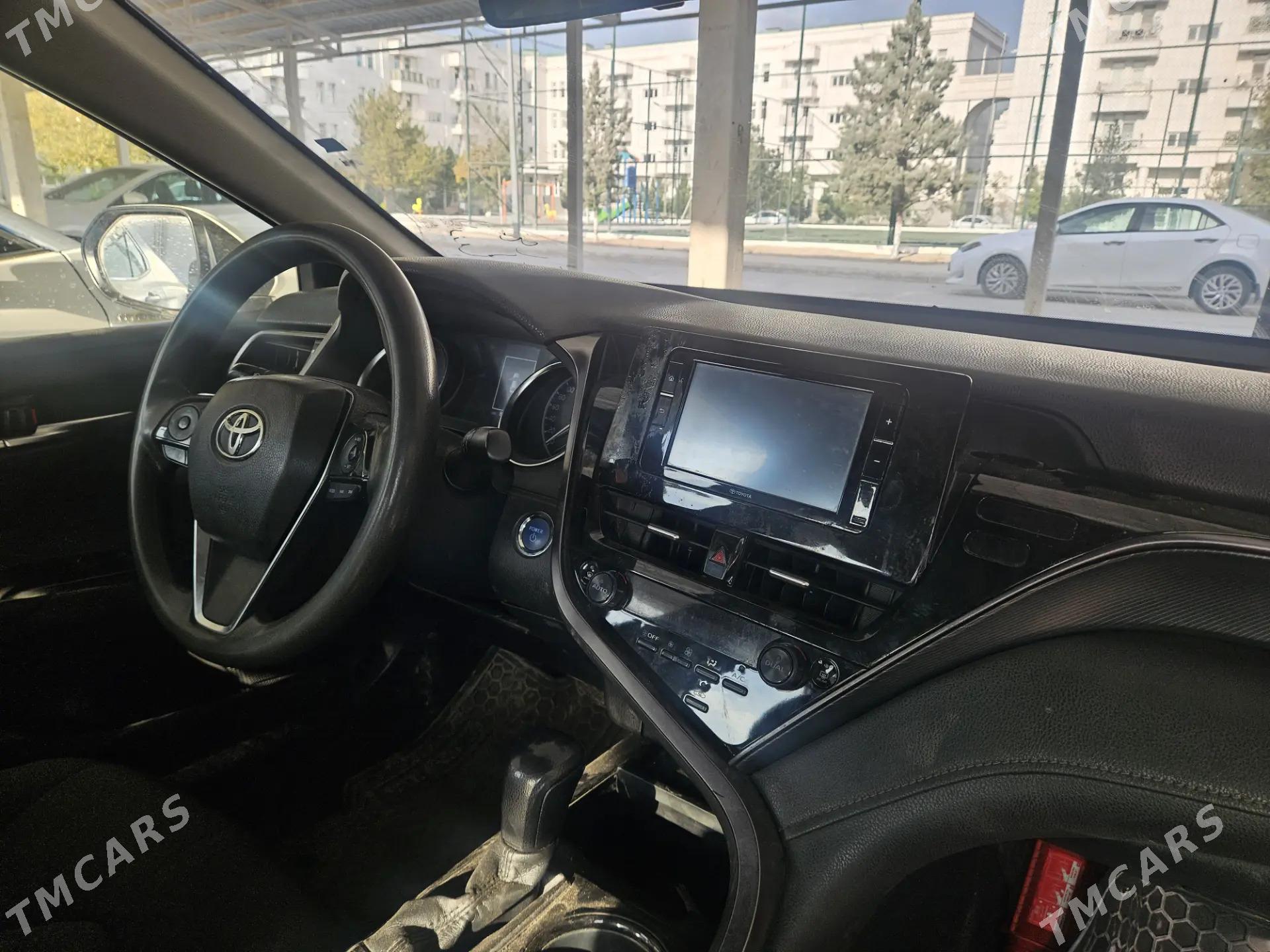Toyota Camry 2021 - 212 500 TMT - Köşi - img 1