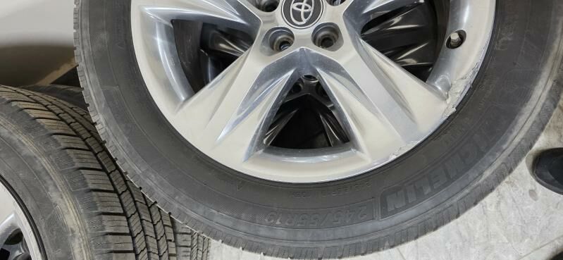 haylandyr teler 9 000 TMT - Гурбансолтан Едже - img 1