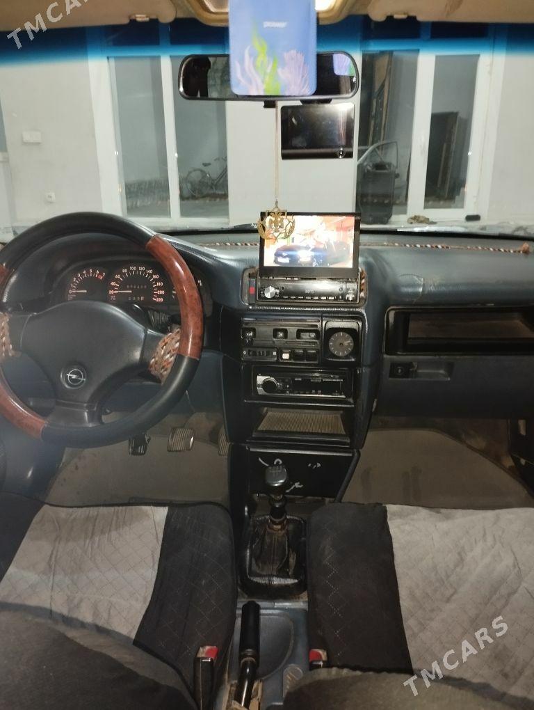 Opel Vectra 1990 - 27 000 TMT - Туркменабат - img 1