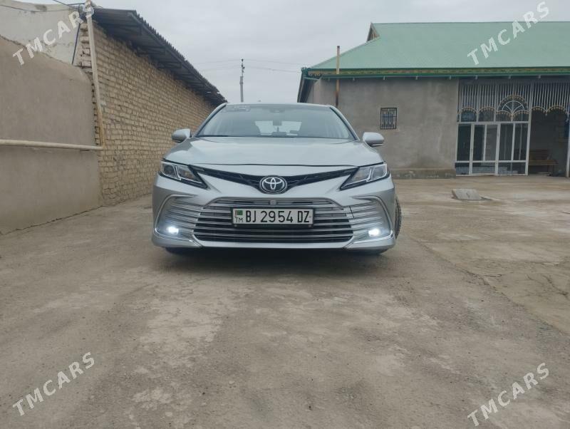 Toyota Camry 2024 - 375 000 TMT - Акдепе - img 1