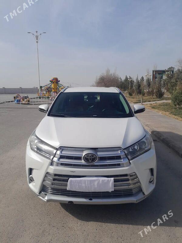 Toyota Highlander 2018 - 460 000 TMT - Kerki - img 1