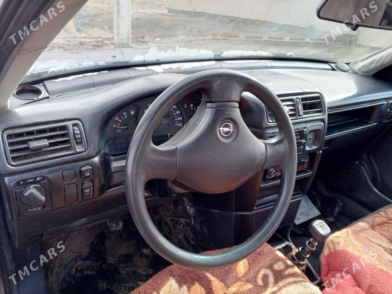 Opel Vectra 1992 - 30 000 TMT - етр. Туркменбаши - img 1