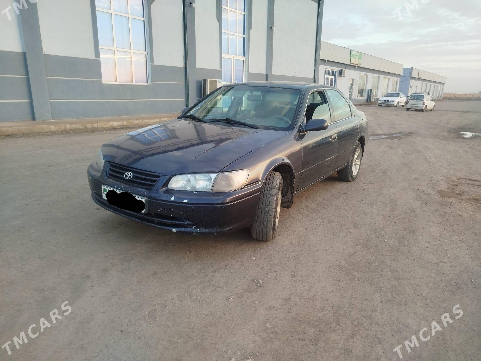 Toyota Camry 1998 - 122 000 TMT - Дашогуз - img 1