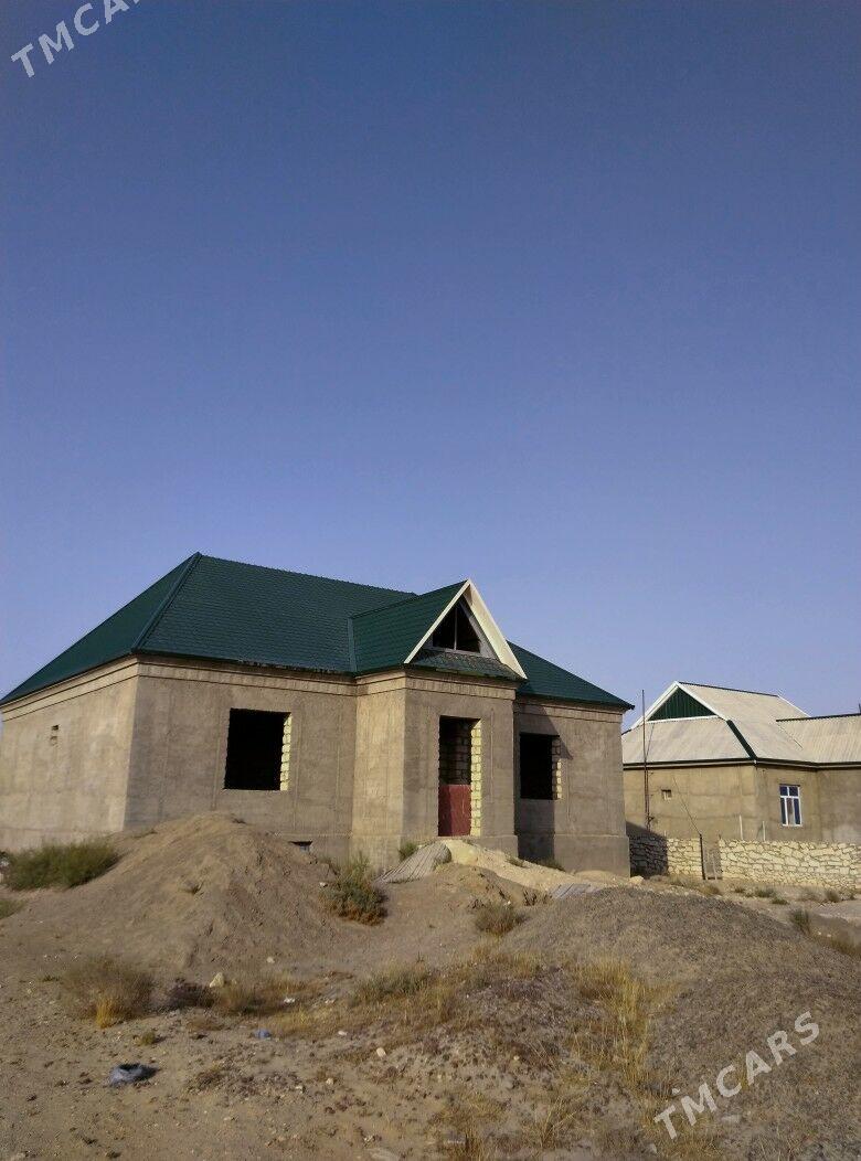 Satlyk jaý - Туркменбаши - img 1