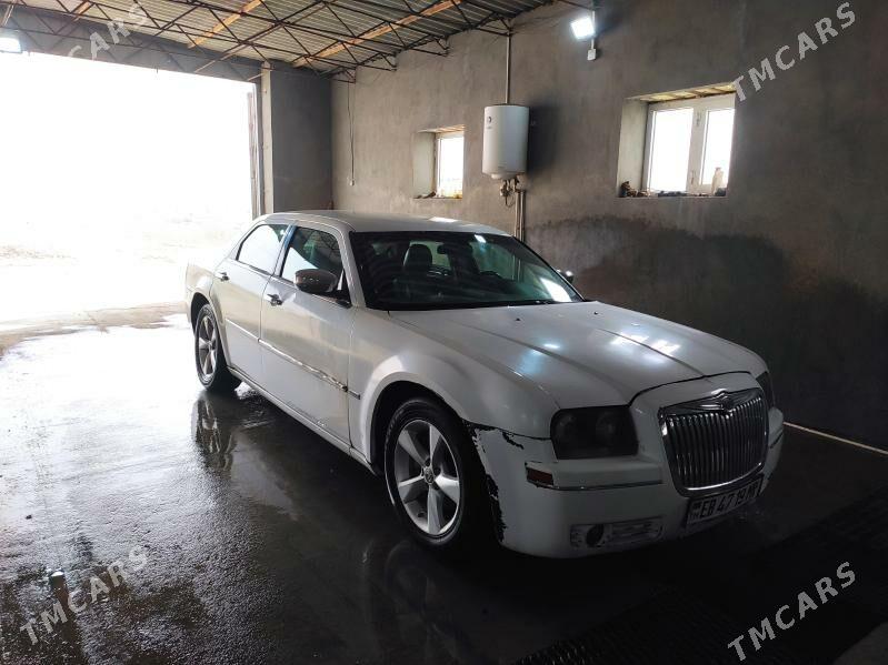 Chrysler 300 2009 - 65 000 TMT - Мургап - img 1