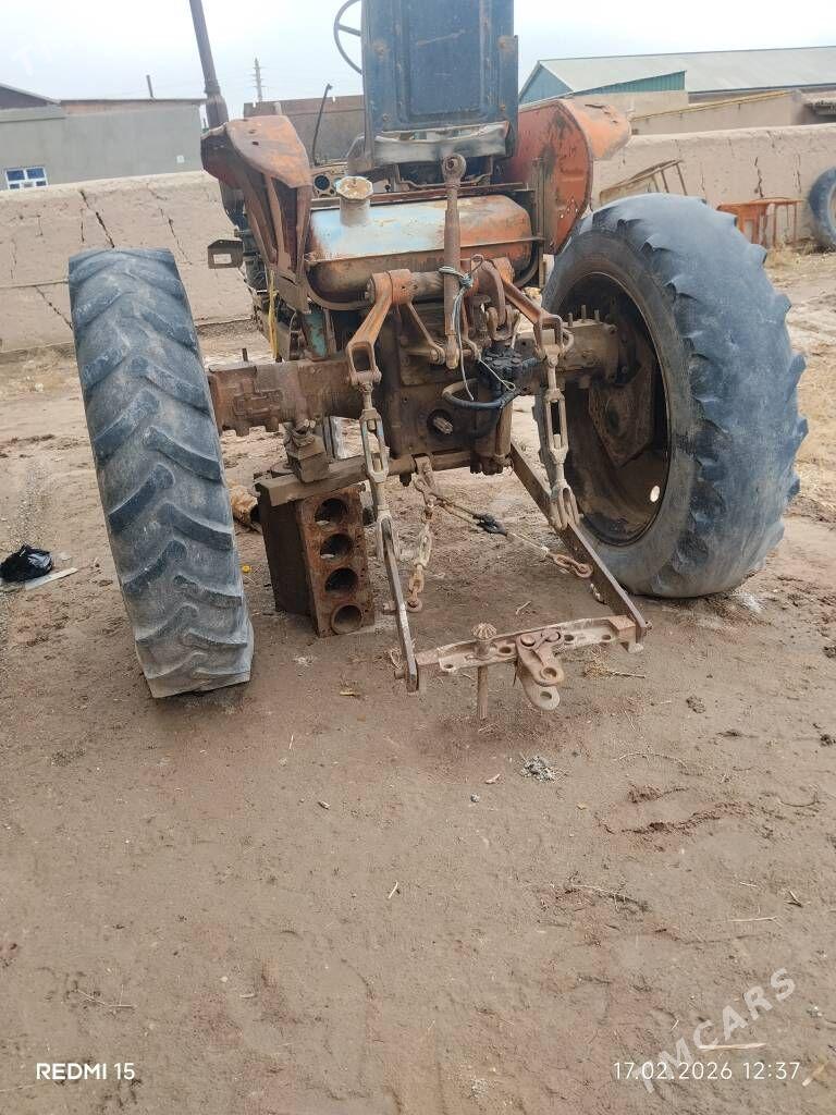 MTZ T-28 1990 - 20 000 TMT - Köneürgenç - img 1