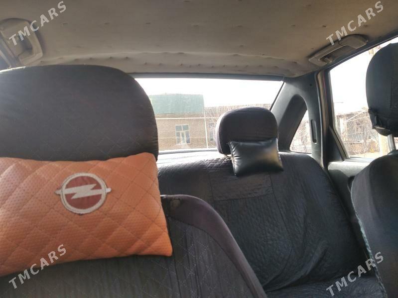 Opel Vectra 1992 - 36 000 TMT - Сейди - img 1