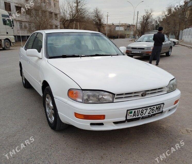 Toyota Camry 1993 - 92 000 TMT - Mary - img 1