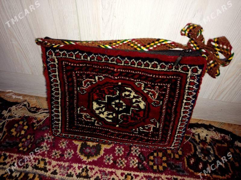 elde dokalan haly sumka - Гарабекевюл - img 1