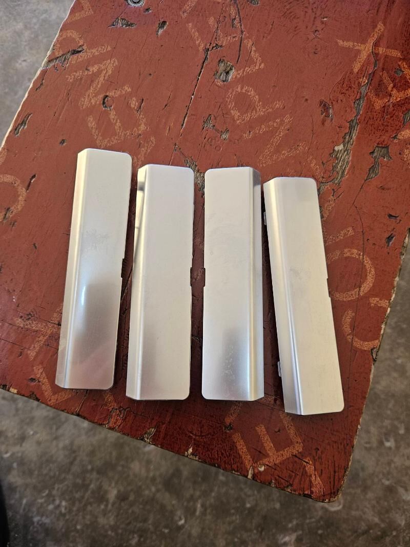 Highlander lyẓ̌a kryšga 850 TMT - Ашхабад - img 1