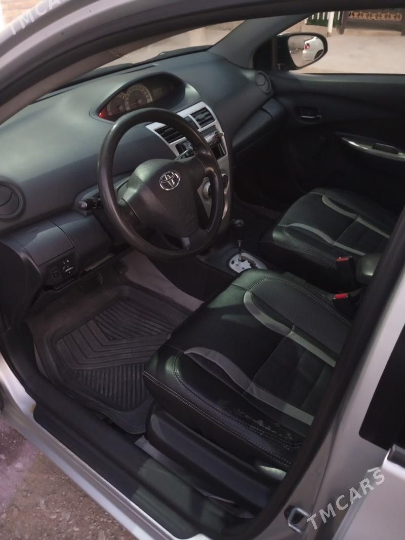 Toyota Yaris 2008 - 110 000 TMT - Балканабат - img 1