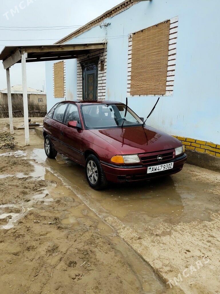 Opel Astra 1992 - 44 000 TMT - етр. Туркменбаши - img 1