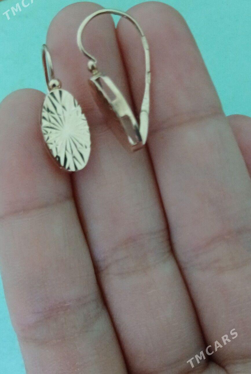 gyzyl halka - Кёнеургенч - img 1