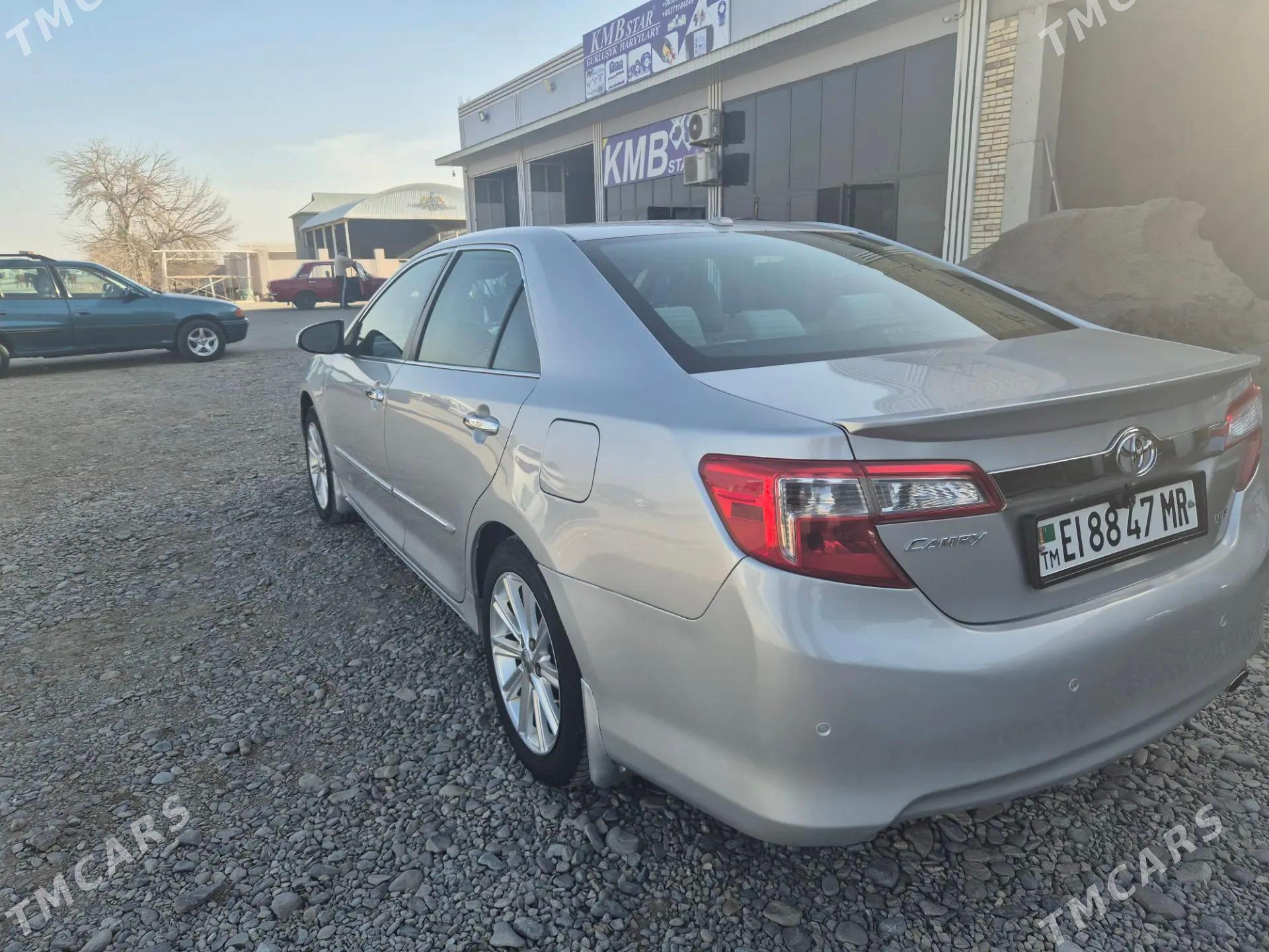 Toyota Camry 2012 - 225 000 TMT - Мары - img 1