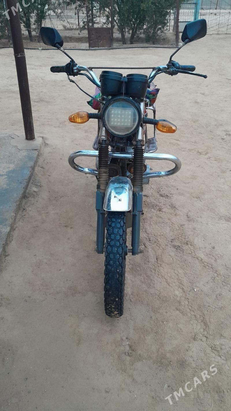 Fekon FK150-8G 2010 - 6 000 TMT - Этрек - img 1