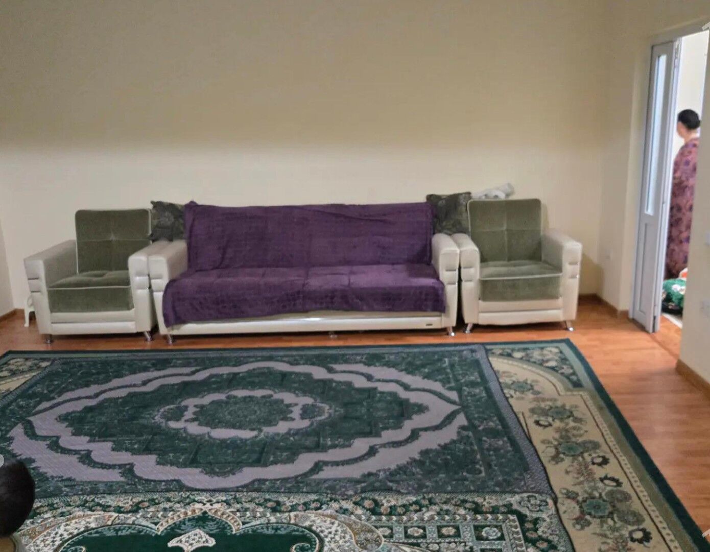 Alisir nowayy 4 komnat - Kim raýon - img 1