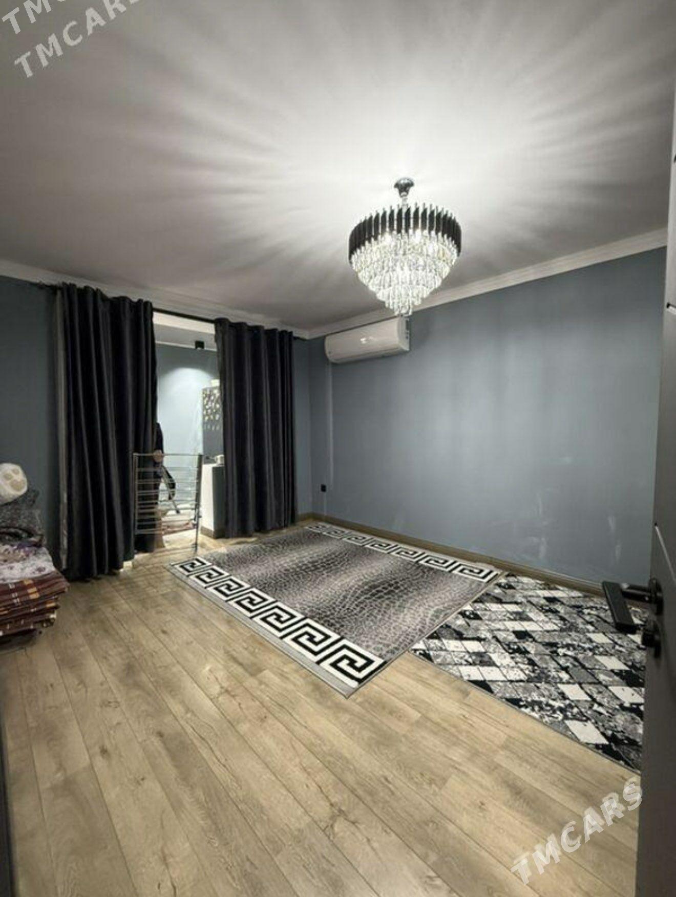 10мкр 1ком 40м2 ГОСТИНКА - Ашхабад - img 1