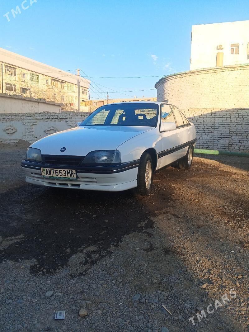 Opel Omega 1993 - 40 000 TMT - Мары - img 1
