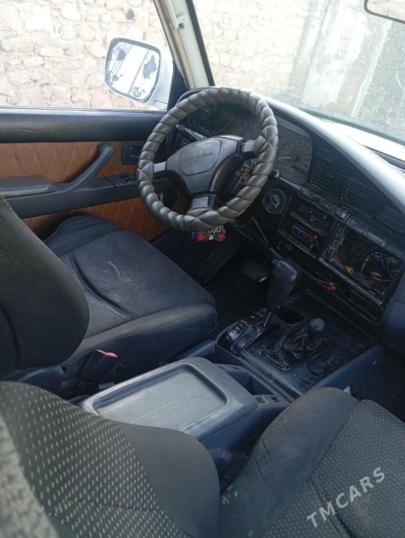 Toyota Land Cruiser 1994 - 70 000 TMT - Балканабат - img 1