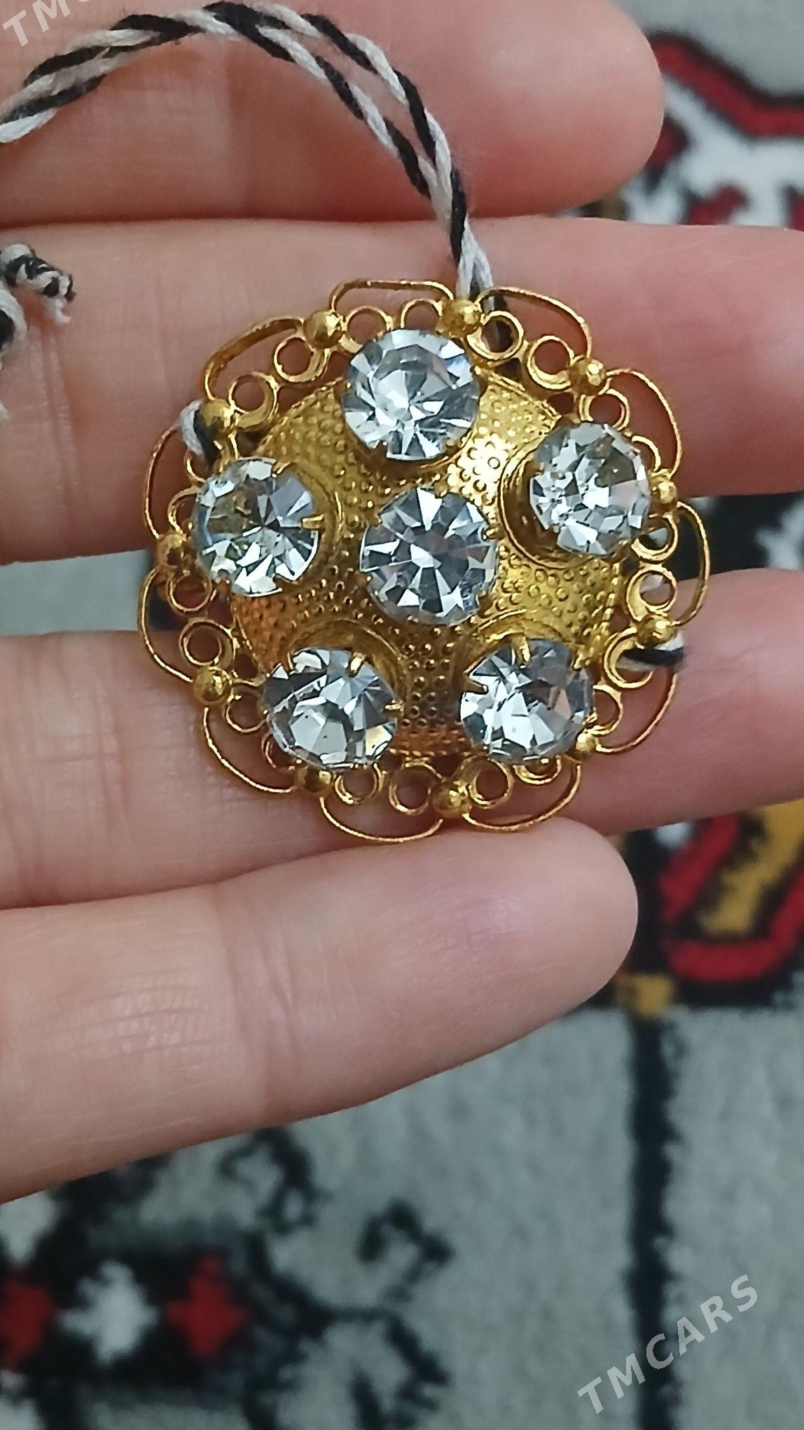 Burosga gyzyl pozolocny gadym - Aşgabat - img 1