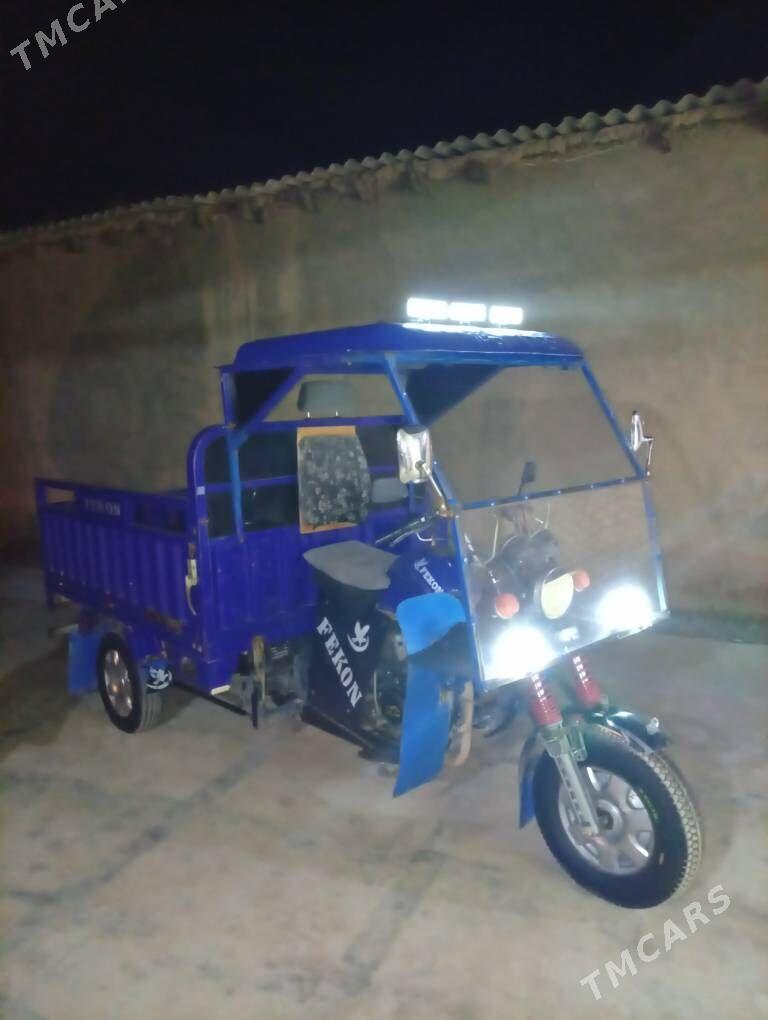 Fekon FK200-14G 2016 - 22 000 TMT - Ýolöten - img 1