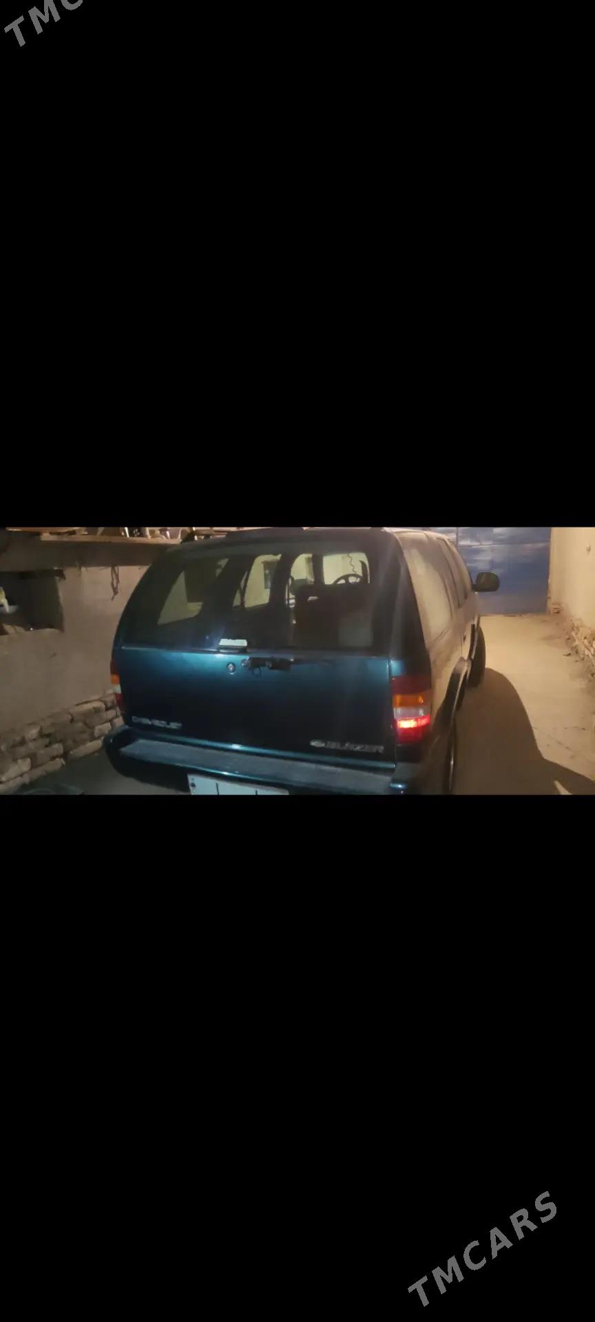 Chevrolet Blazer 1996 - 30 000 TMT - Шабатский этрап - img 1