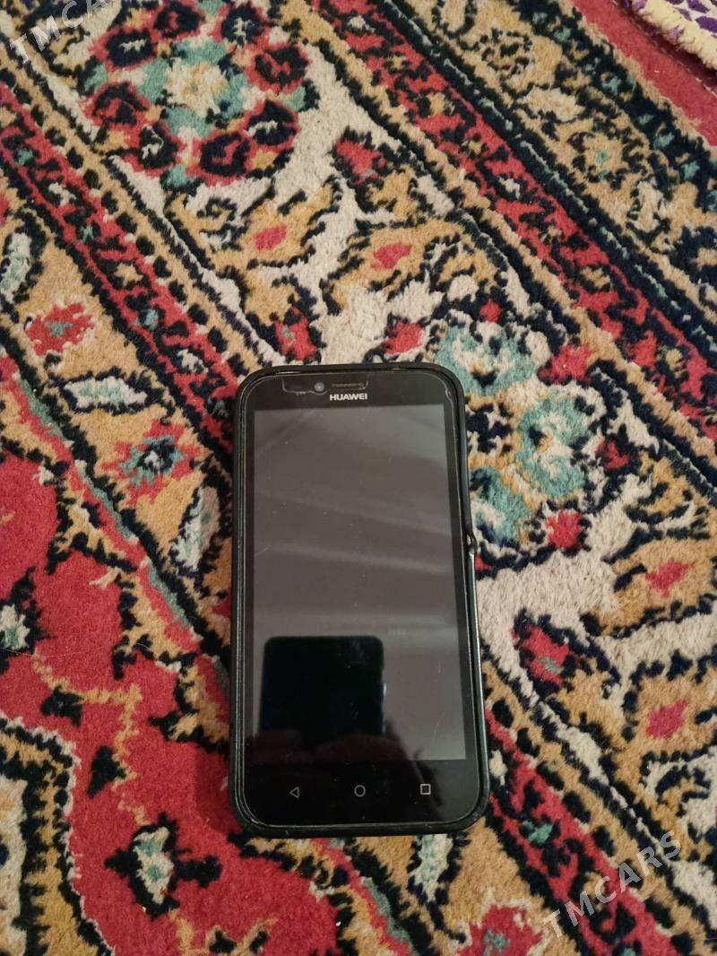 Huawei Y625 - Ýolöten - img 1