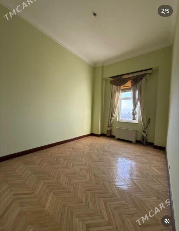 Ленина Шаёлы Элитка 4 ком - Ашхабад - img 1