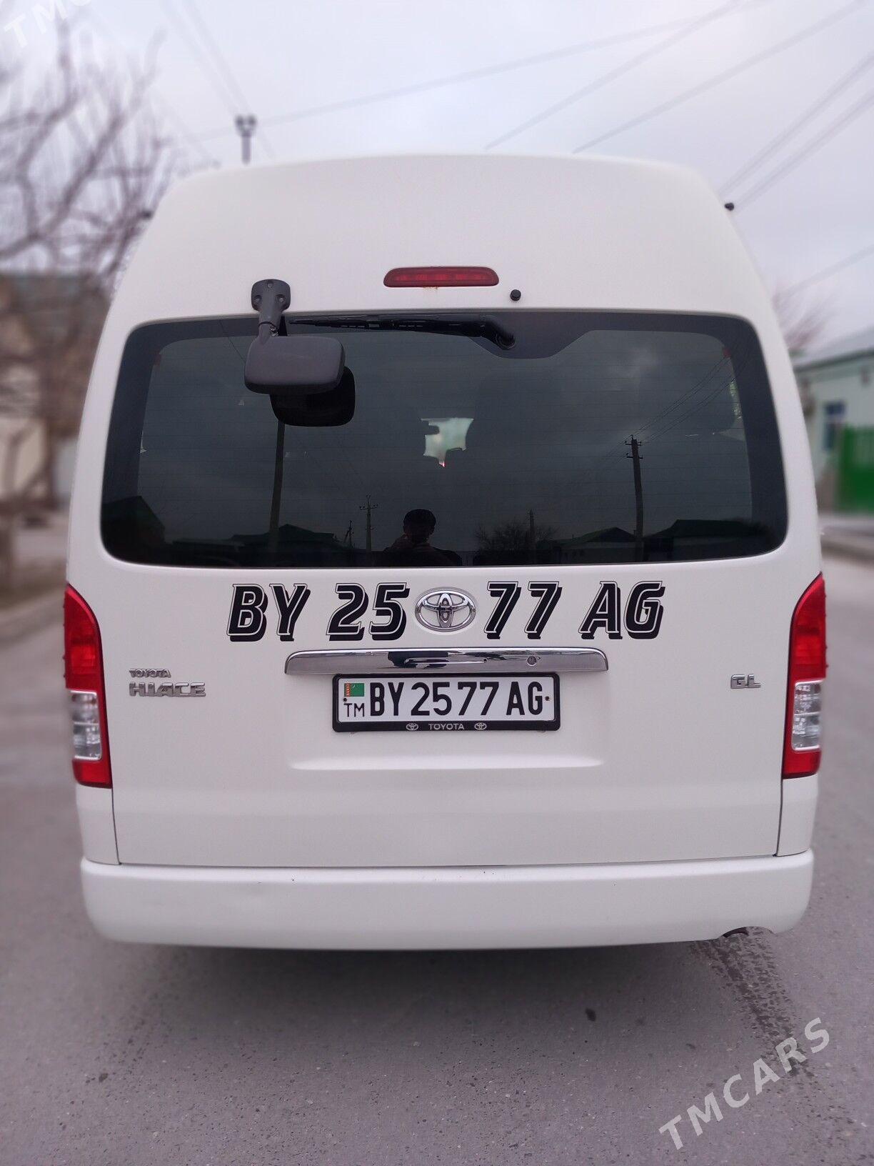 Toyota Hiace 2015 - 465 000 TMT - Ашхабад - img 1