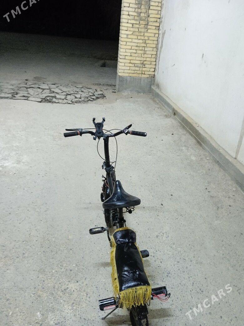 KAMA VELIK - Саят - img 1