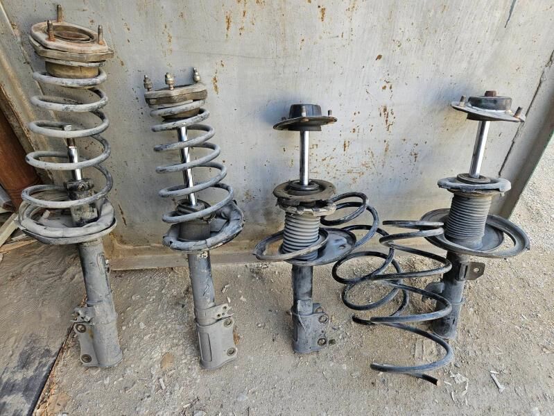 Amortizator Pružin camry 300 TMT - Balkanabat - img 1