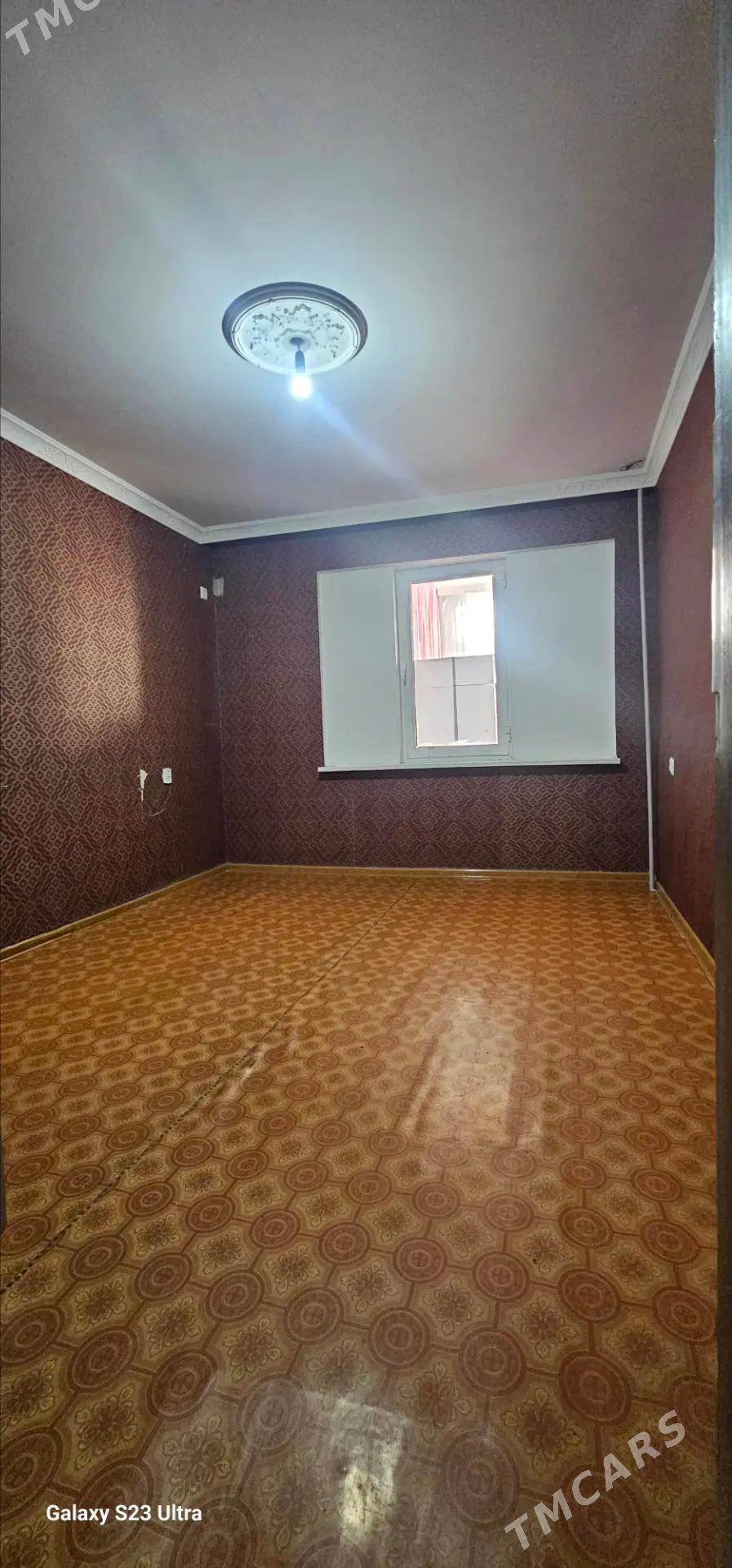 Бюзмеин 48й 3х комн 30500 - Büzmeýin - img 1
